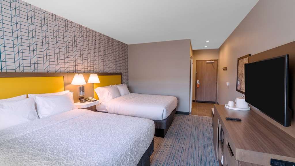 HAMPTON INN RIVERSIDE DOWNTOWN Updated 2024 CA   Guest Room 