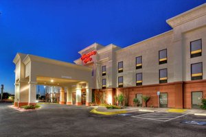 Hampton Inn Midland in Midland, image may contain: Hotel, Inn, Office Building, City