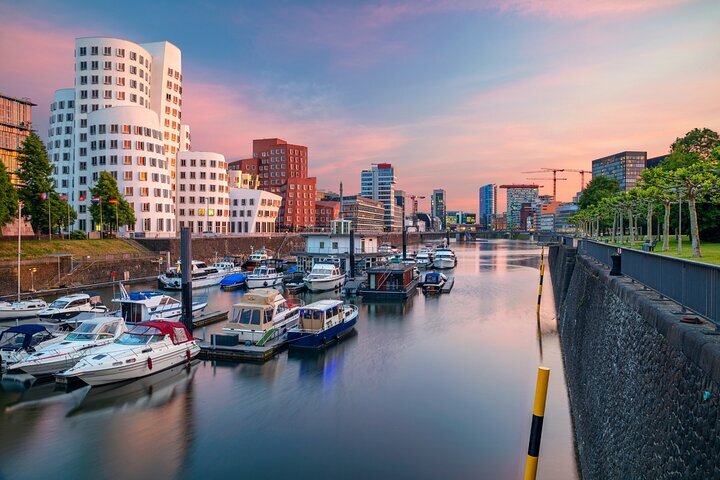 Tripadvisor | Düsseldorf-speurtocht En Zelfgeleide Tour Langs De Beste ...