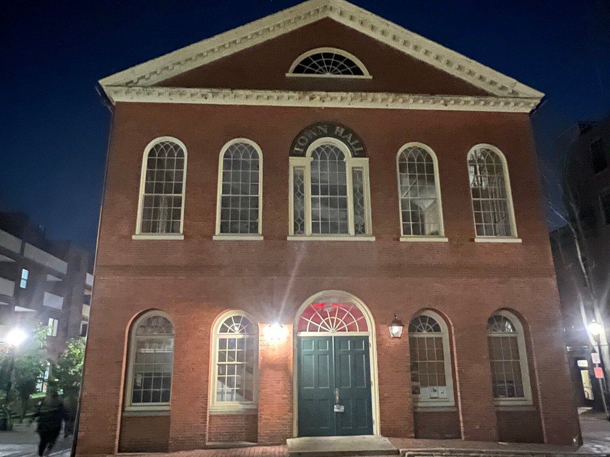 salem night tour photos