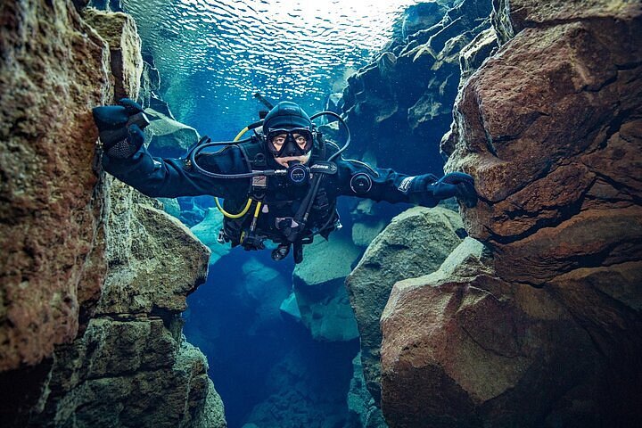 vejviser Rund madlavning Tripadvisor | Silfra: Diving Between Tectonic Plates - Mød på stedet  leveret af DIVE.IS | Reykjavik, Island