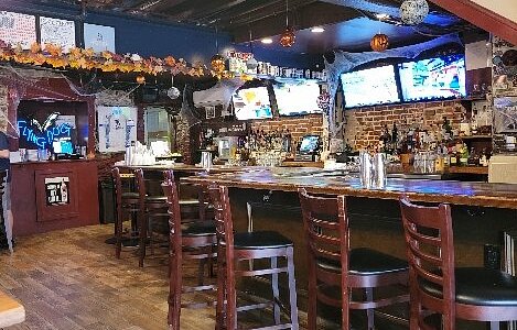 Dock Street Bar & Grill