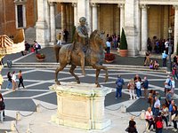 REPLICA STATUA EQUESTRE DI MARCO AURELIO (Rome): Ce qu'il faut savoir pour  votre visite (avec photos)