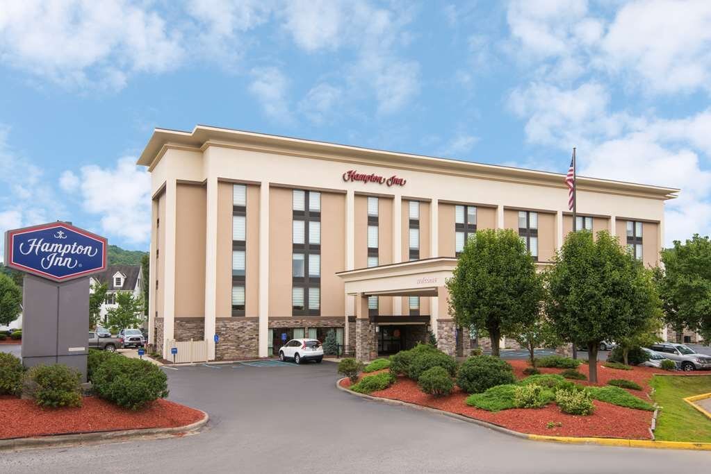 HAMPTON INN BRIDGEPORT/CLARKSBURG - Updated 2023 Prices & Hotel Reviews ...