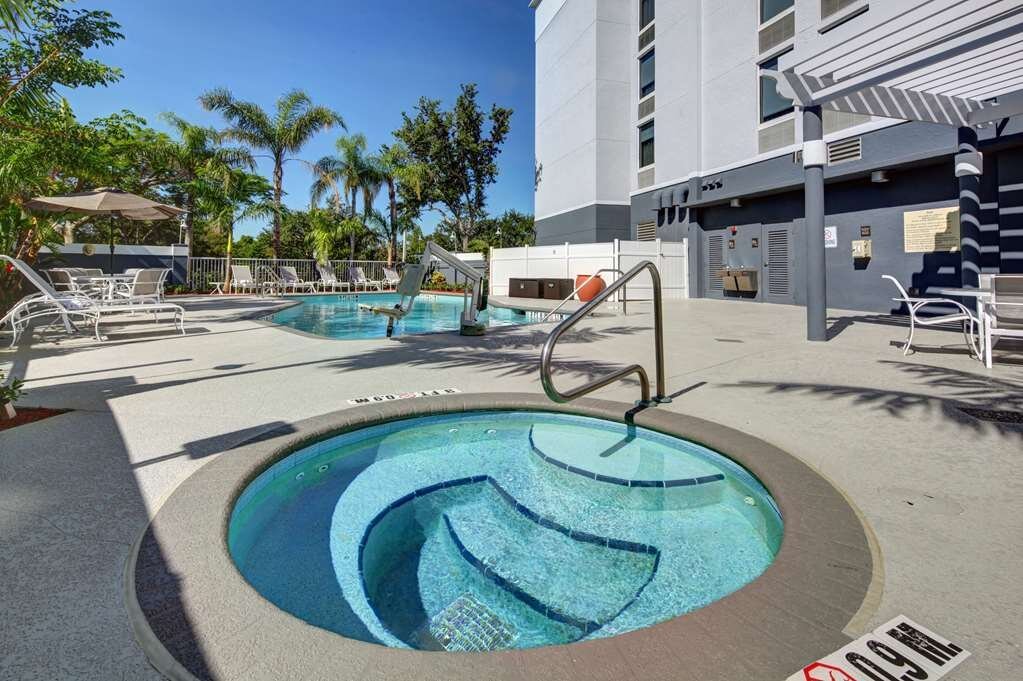 HAMPTON INN FT. LAUDERDALE-WEST/PEMBROKE PINES $118 ($̶1̶4̶3̶ ...