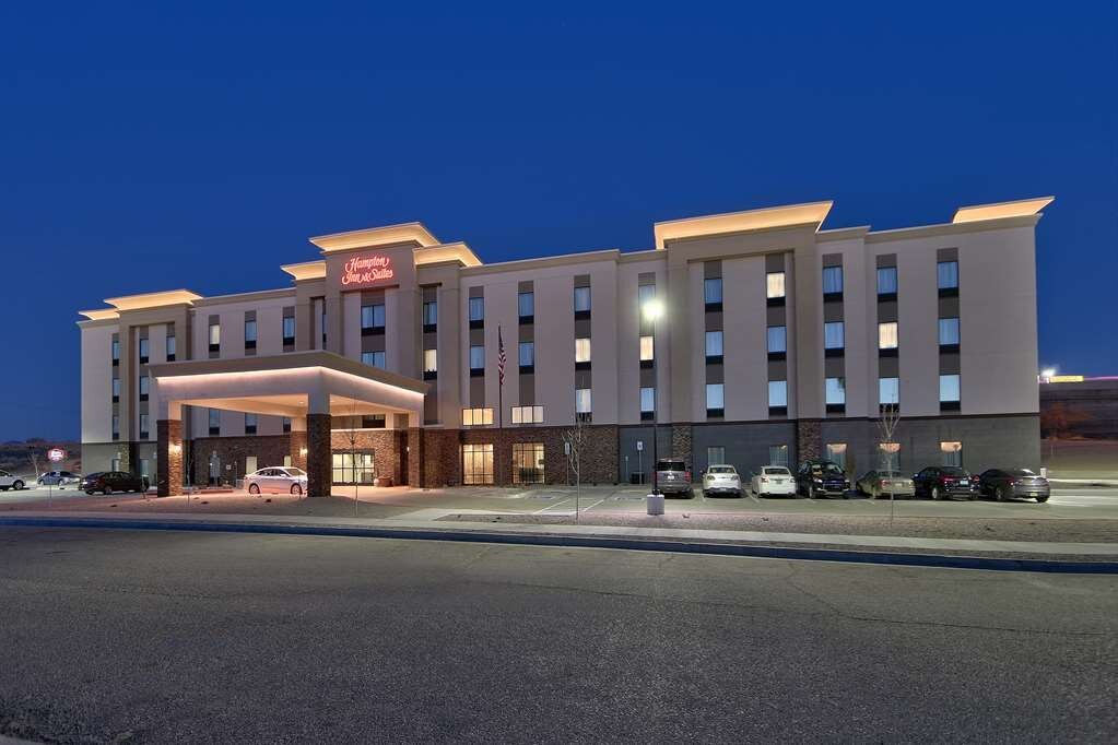 HAMPTON INN & SUITES ALBUQUERQUE AIRPORT $124 ($̶1̶4̶7̶) - Updated 2023 ...