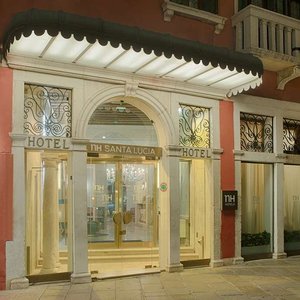 NH Venezia Santa Lucia Facade night signage