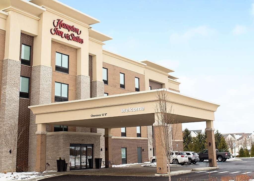 HAMPTON INN & SUITES DUNDEE Updated 2023 Prices & Hotel Reviews (MI)