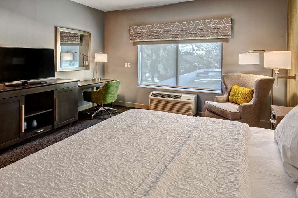 HAMPTON INN SUITES SAN JOSE AIRPORT Prezzi E Recensioni 2024   Guest Room 