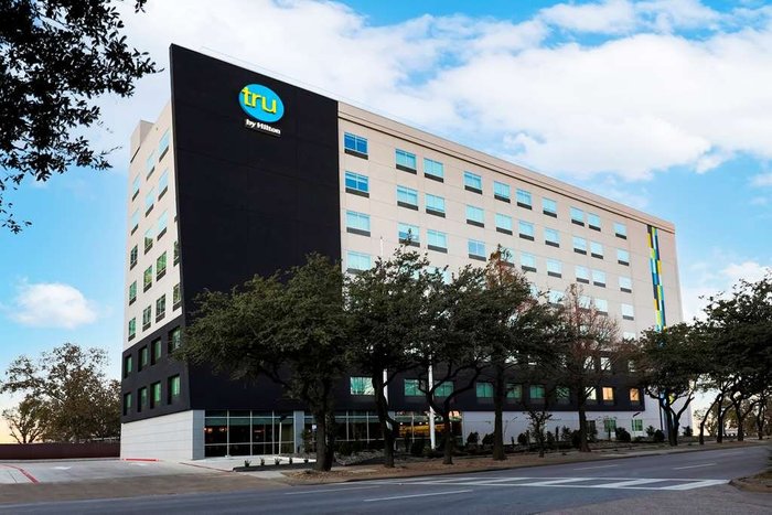 TRU BY HILTON DALLAS MARKET CENTER - Updated 2024 Prices & Hotel ...