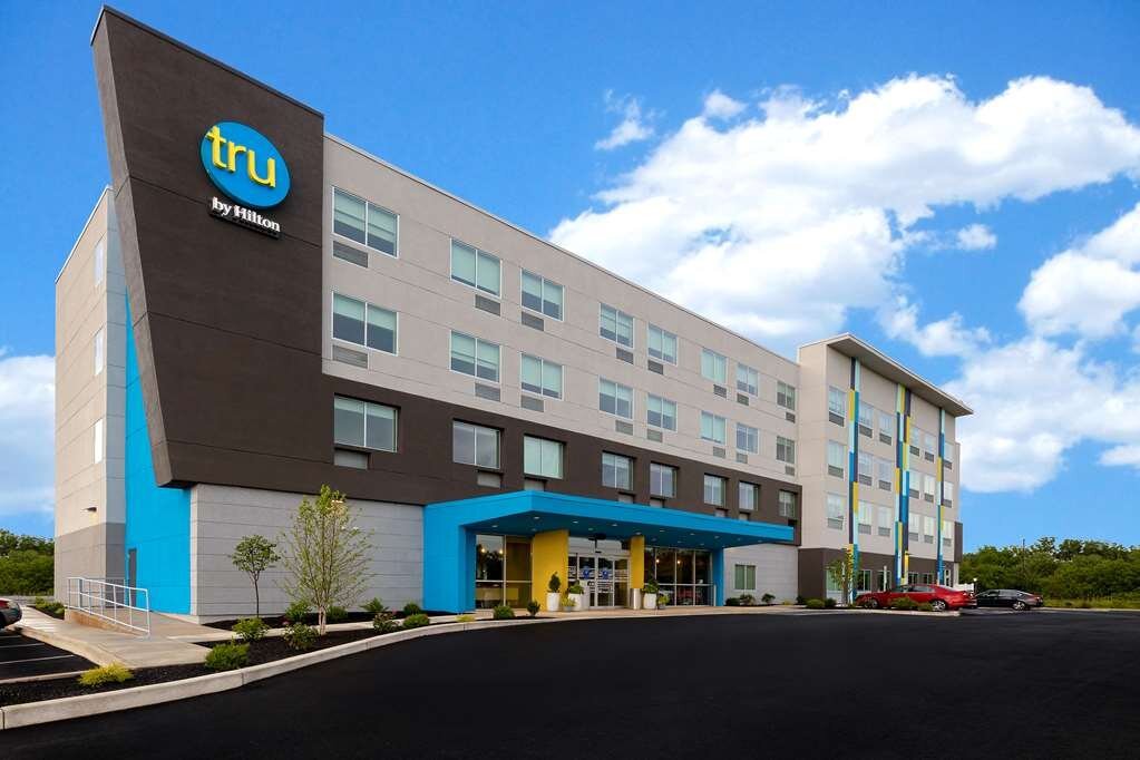 TRU BY HILTON GRANTVILLE - Prices & Hotel Reviews (PA)