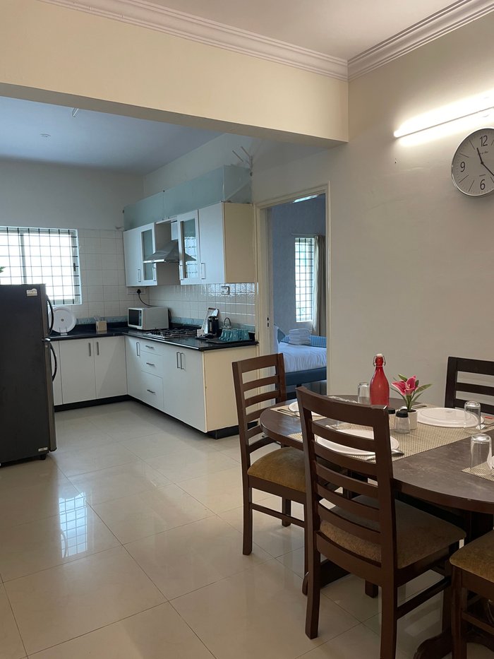 IRIS COMFORTS (Bengaluru) - Hotel Reviews, Photos, Rate Comparison ...