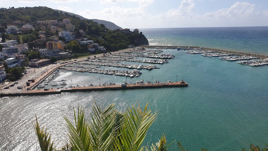 Agropoli - Il Porto da Belvedere (Pzza Umberto I) (Sa)