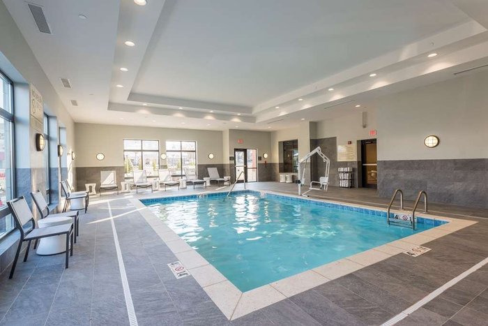 Hampton Inn & Suites West Lafayette Pool Pictures & Reviews - Tripadvisor