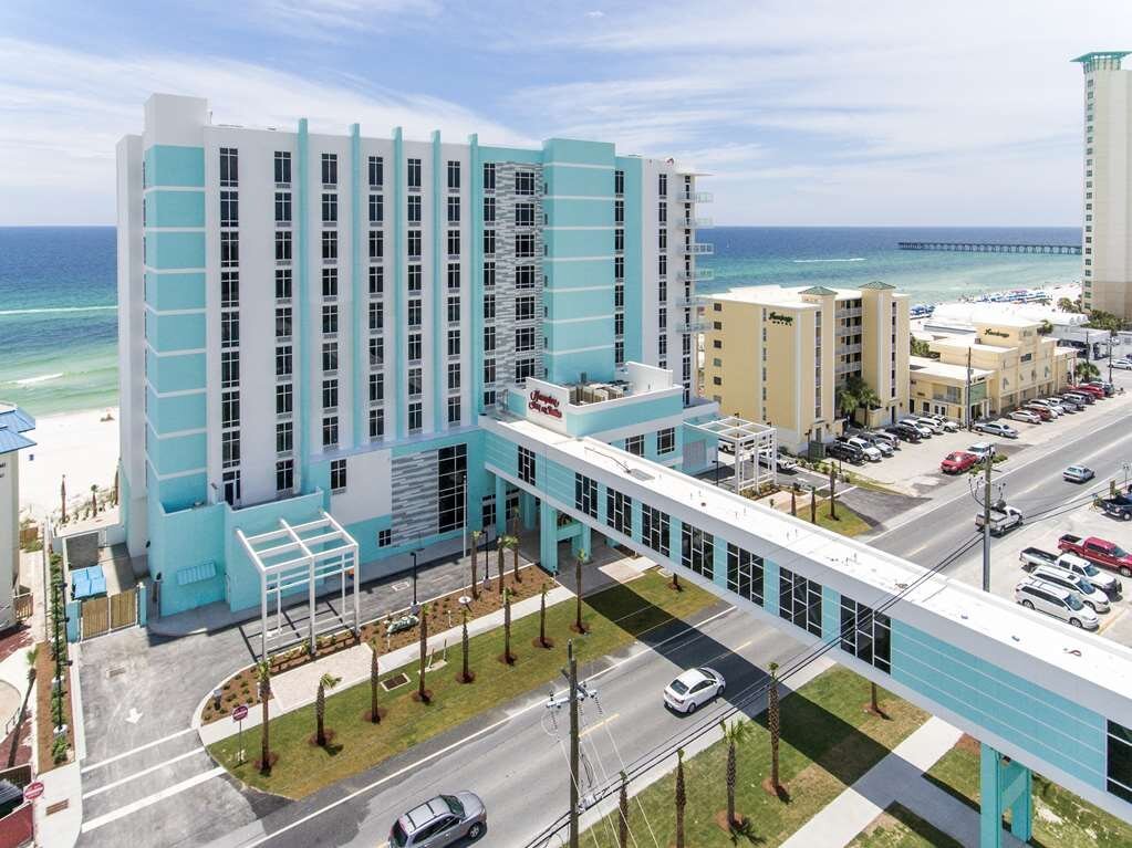 HAMPTON INN SUITES PANAMA CITY BEACH BEACHFRONT Hotel Reviews   Exterior 