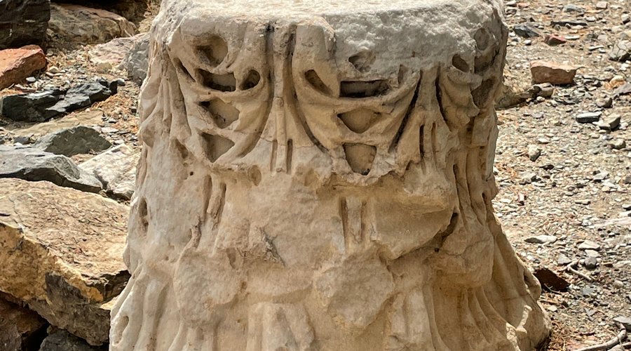 Fragments hint at long-lost opulence