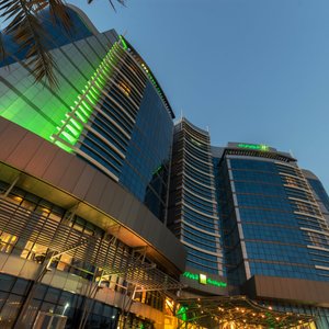 Welcome to the Holiday Inn Abu Dhabi!