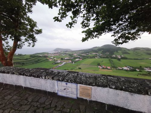 Foto de Moinhos de Vento da Lomba da Conceição, Faial Island