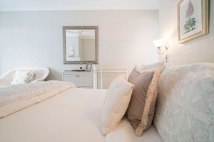 Room & Suite