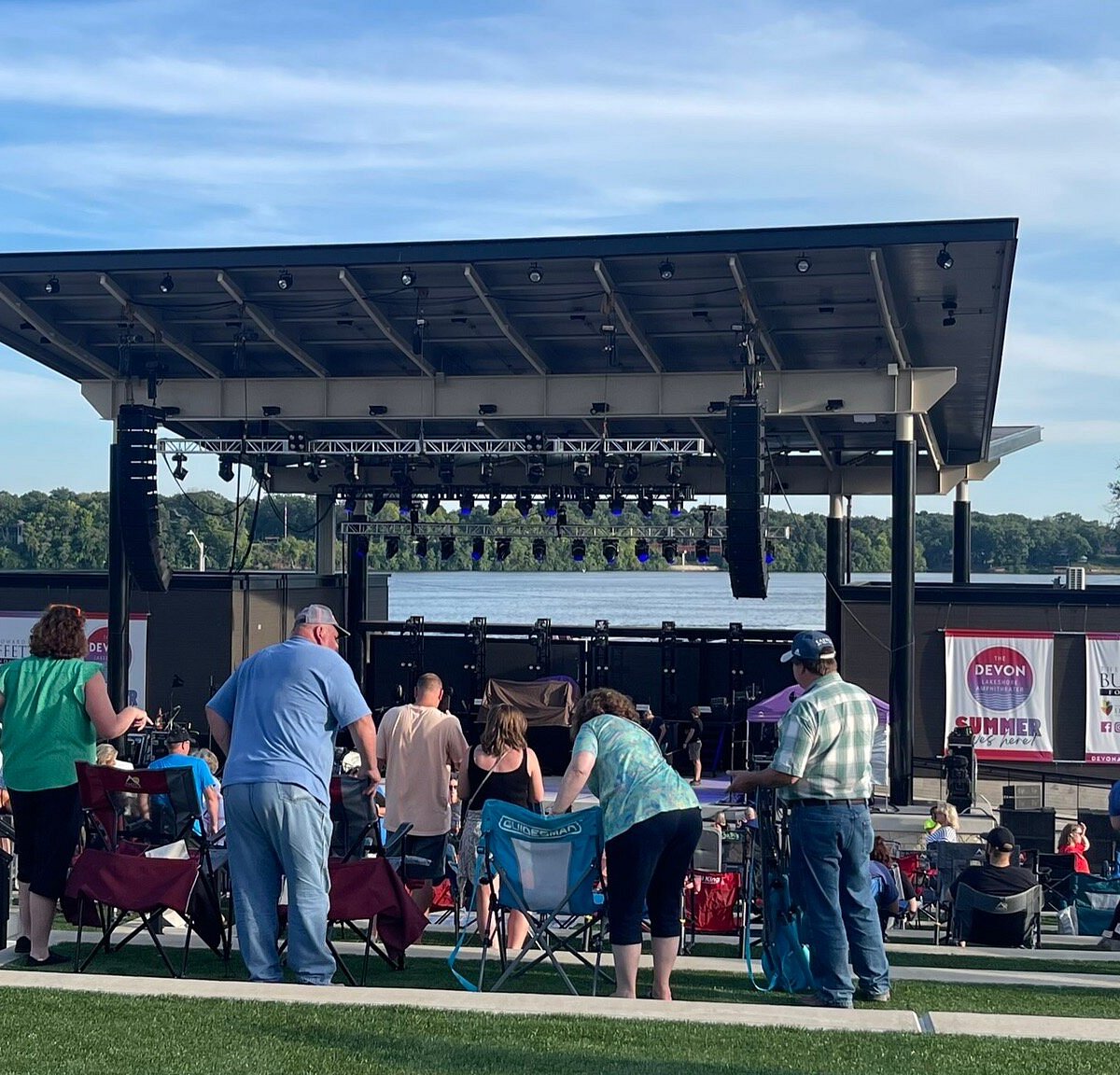 The Devon Lakeshore Amphitheater Decatur Lohnt Es Sich 