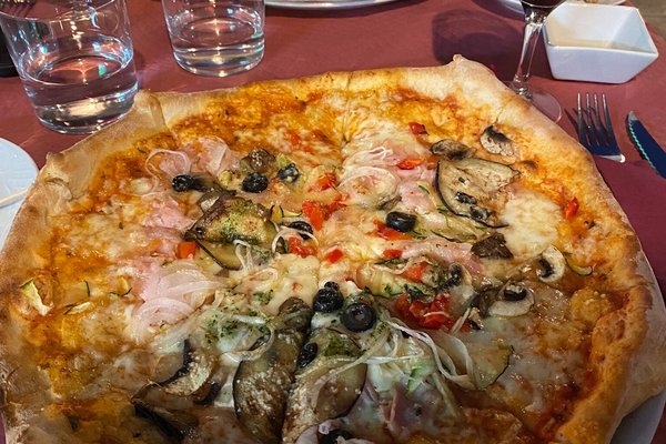 TOP 10 BEST Pizza near C. el Lirio 16, 29640 Fuengirola, Spain - December  2023 - Yelp