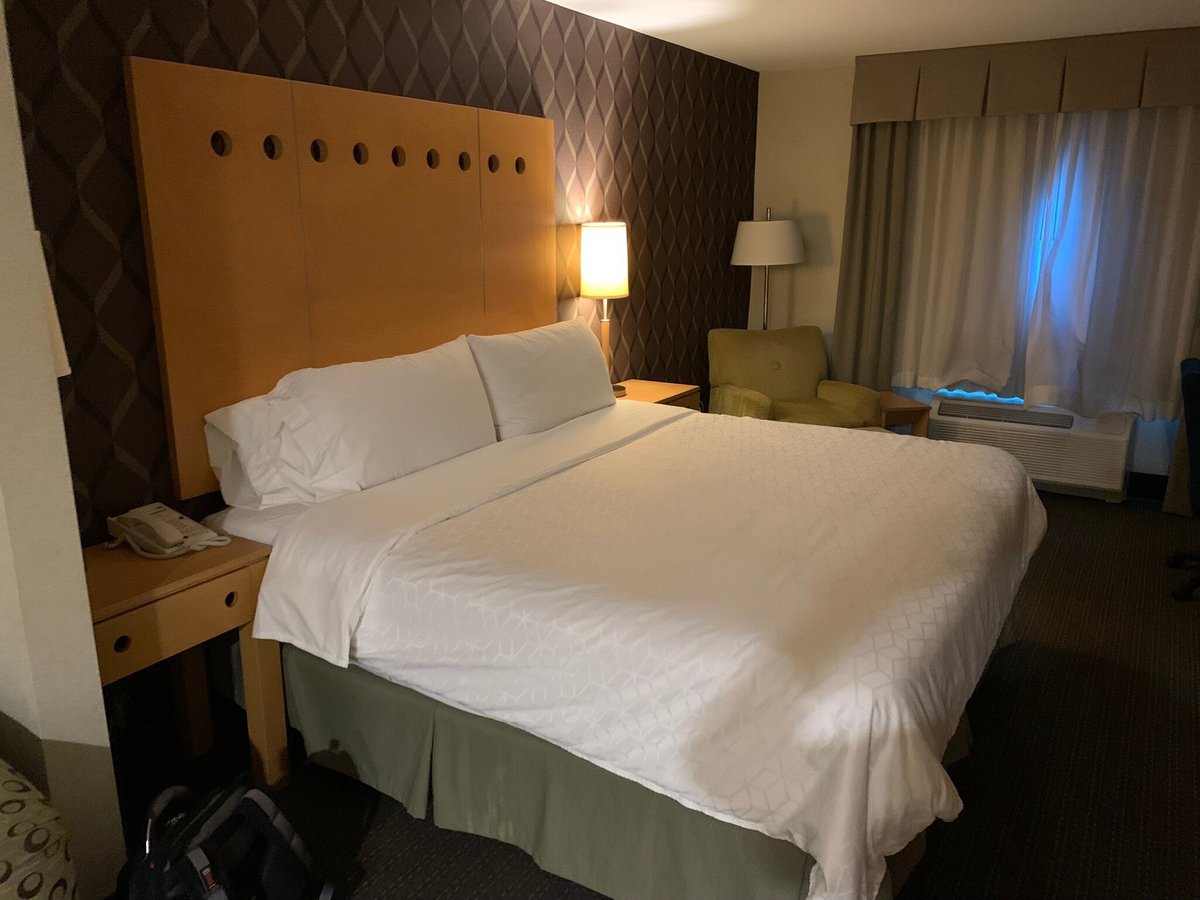 HOLIDAY INN EXPRESS & SUITES MONTERREY AEROPUERTO $123 ($̶1̶5̶1̶ ...