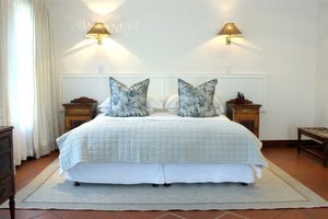 Room & Suite
