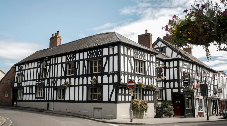 THE BLACK BEAR PUBLIC HOUSE, Whitchurch - Photos &amp; Restaurant 