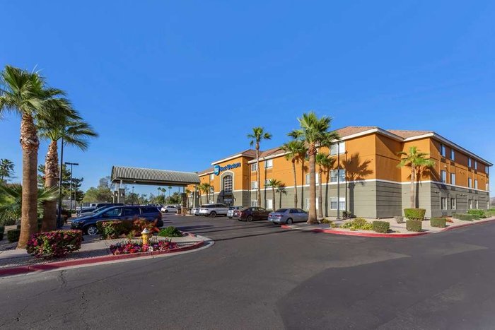 BEST WESTERN NORTH PHOENIX HOTEL $95 ($̶1̶0̶0̶) - Updated 2023 Prices ...