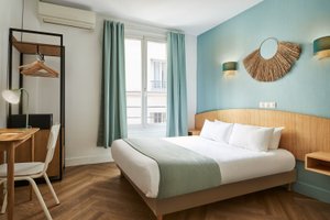 Room & Suite