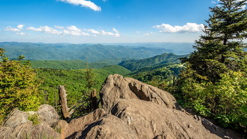 Blue Ridge Parkway hikes: Three accessible ways to experience the ...