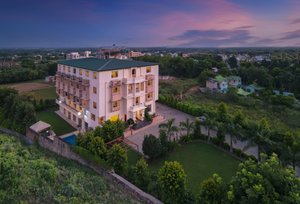 WelcomHeritage Mount Valley Resort Ranthambore in Ranthambore National Park