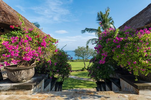 アヤナ リゾート&スパ (AYANA Resort Bali) -ジンバラン-【 2023年最新 