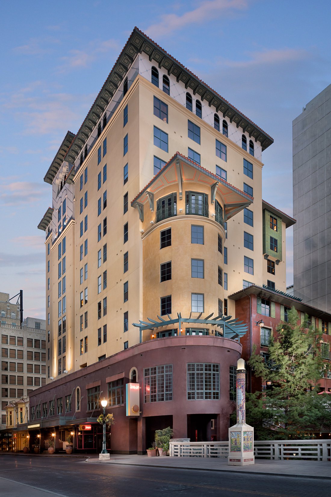 HOTEL VALENCIA RIVERWALK $193 ($̶2̶6̶7̶) - Updated 2022 Prices