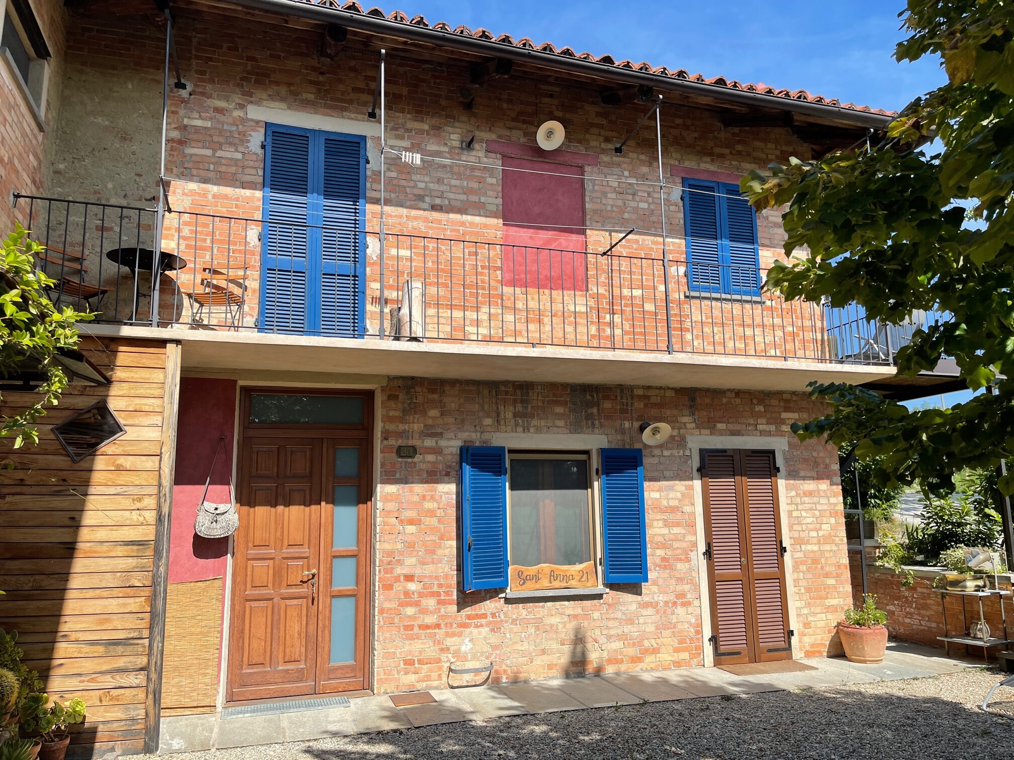 B&B SANT'ANNA 21 - Prices & Cottage Reviews (Monforte D'Alba, Italy)