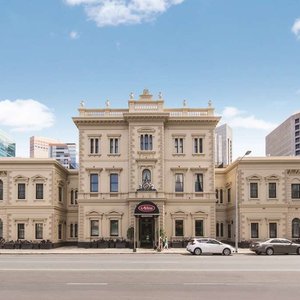 adina apartment hotel adelaide exterior