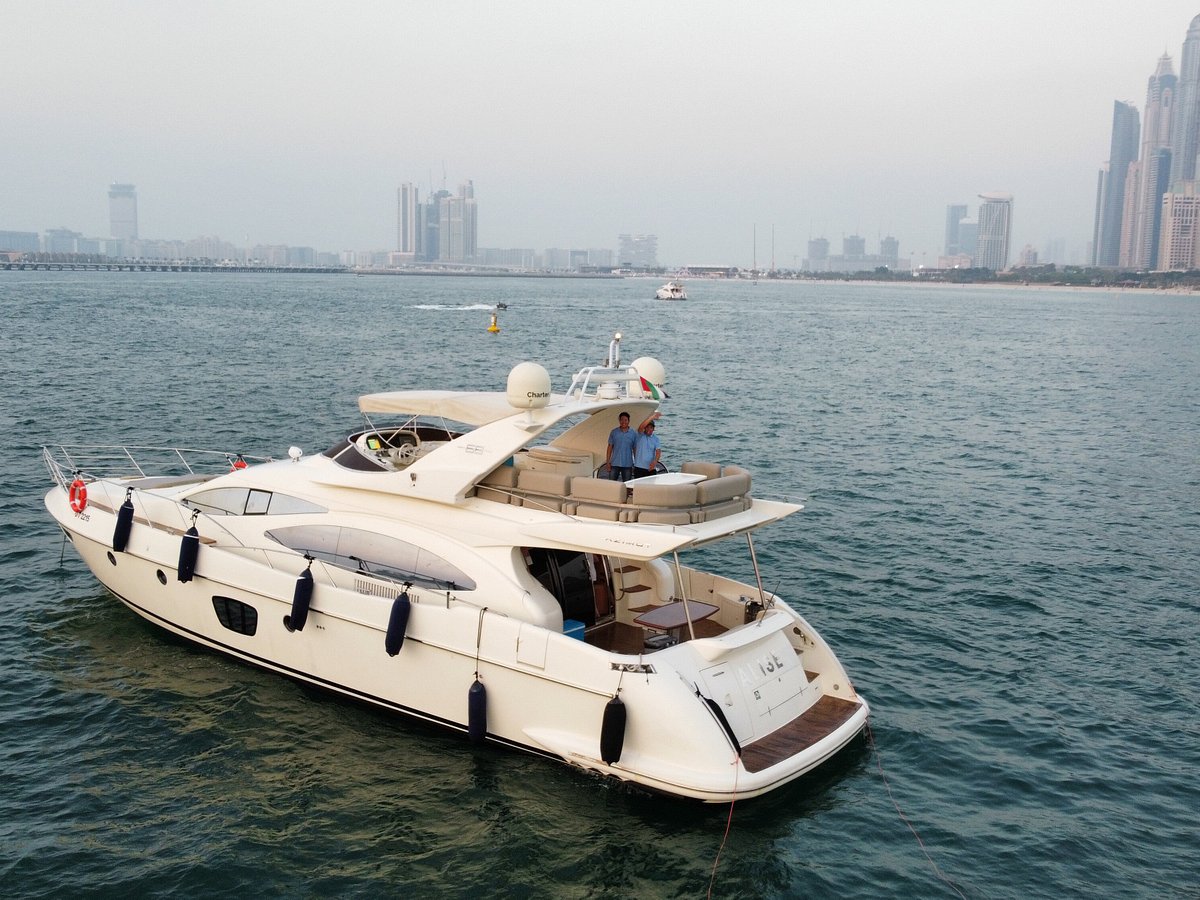 charterclick yacht rental in dubai