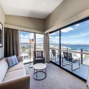 vibe hotel hobart two bedroom apartment lounge