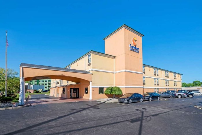 COMFORT INN & SUITES CINCINNATI EASTGATE $113 ($̶1̶2̶7̶) - Prices ...