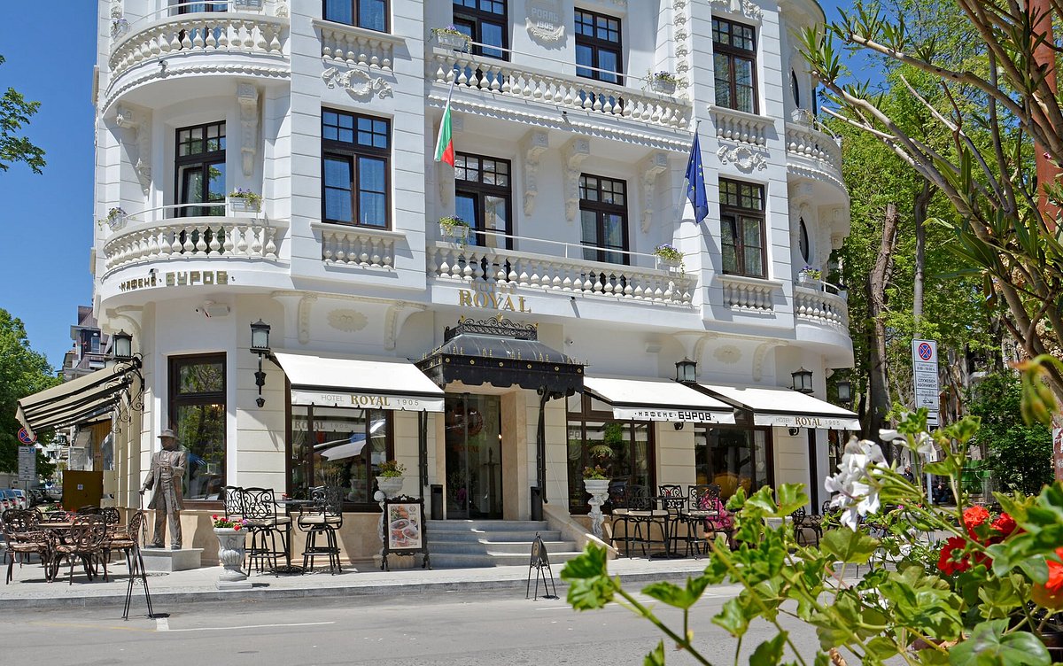 Cafe Burov, Варна - фото ресторана - Tripadvisor