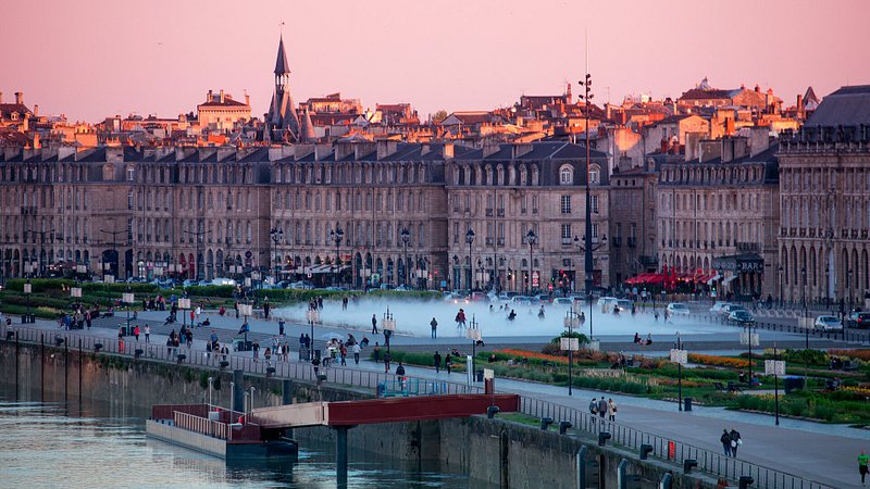 Miroir d'Eau fountain at Place de la Bourse in Bordeaux, France