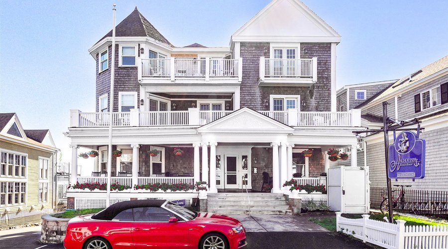 ANCHOR INN BEACH HOUSE