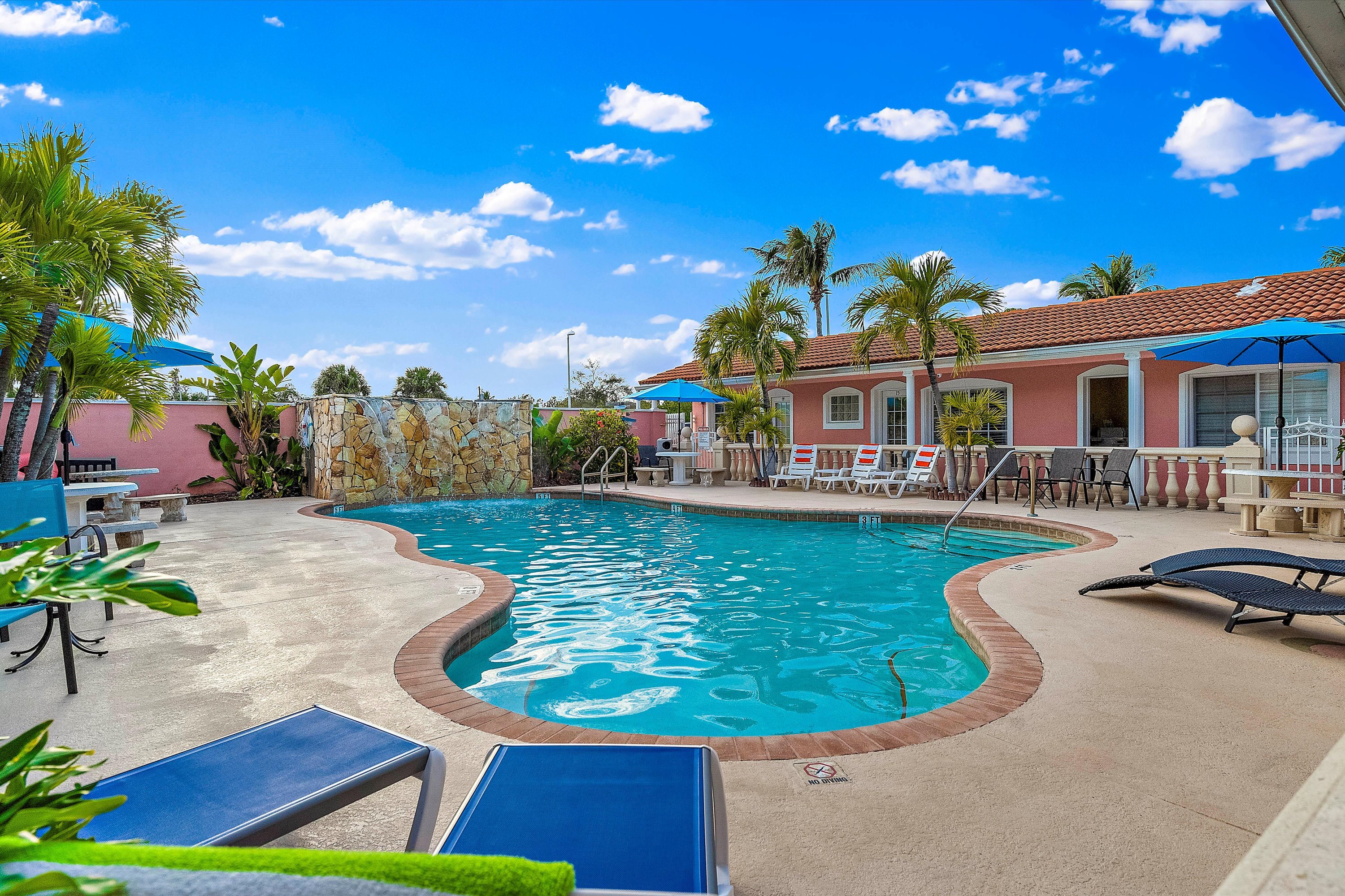 Mom and Pop Motels St. Pete Beach: Discover Cozy Charm and Comfort