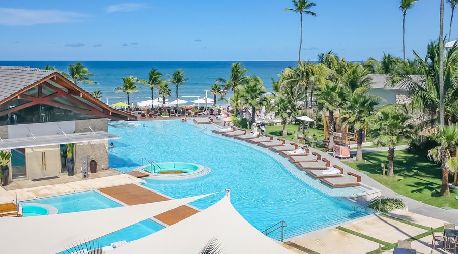 Área da piscina e praia 
