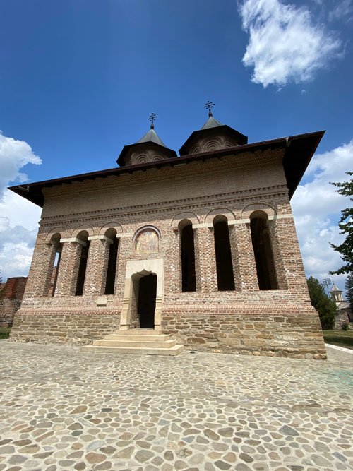 Southern Romania Tiberiu_Baranyi review images