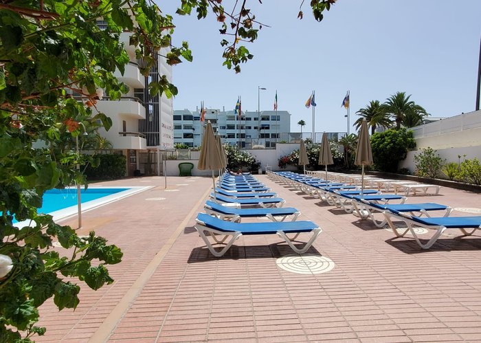 Fotos y opiniones de la piscina del Apartamentos Las Camelias - Tripadvisor