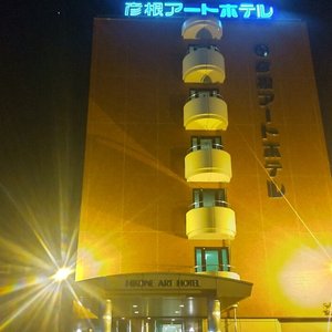 夜、食事の後、ホテルに戻る。看板がはっきりしていて、いいですね。