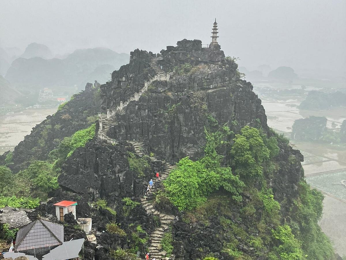 ninh binh luxury tour