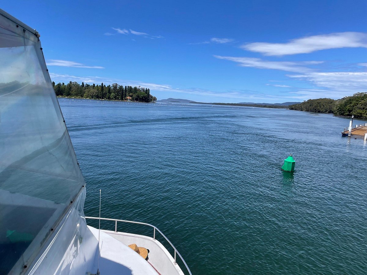 forster lake cruises