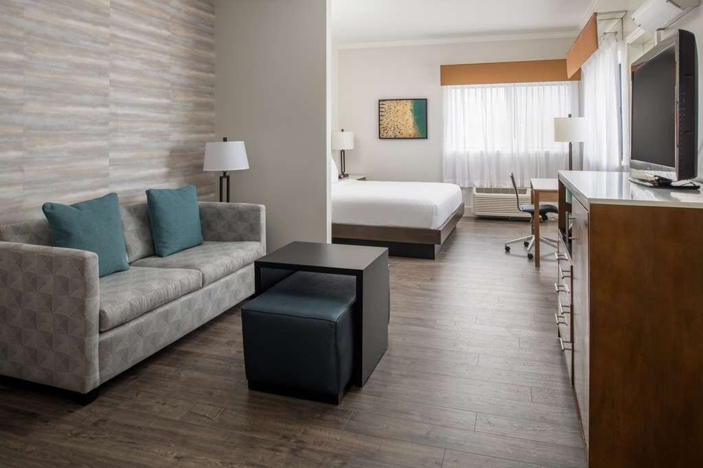 BEST WESTERN PLUS ALL SUITES INN $127 ($̶1̶5̶2̶) - Updated 2023 Prices ...